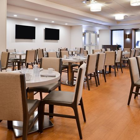 Holiday Inn Hotel & Suites Rochester - Marketplace By Ihg Eksteriør billede