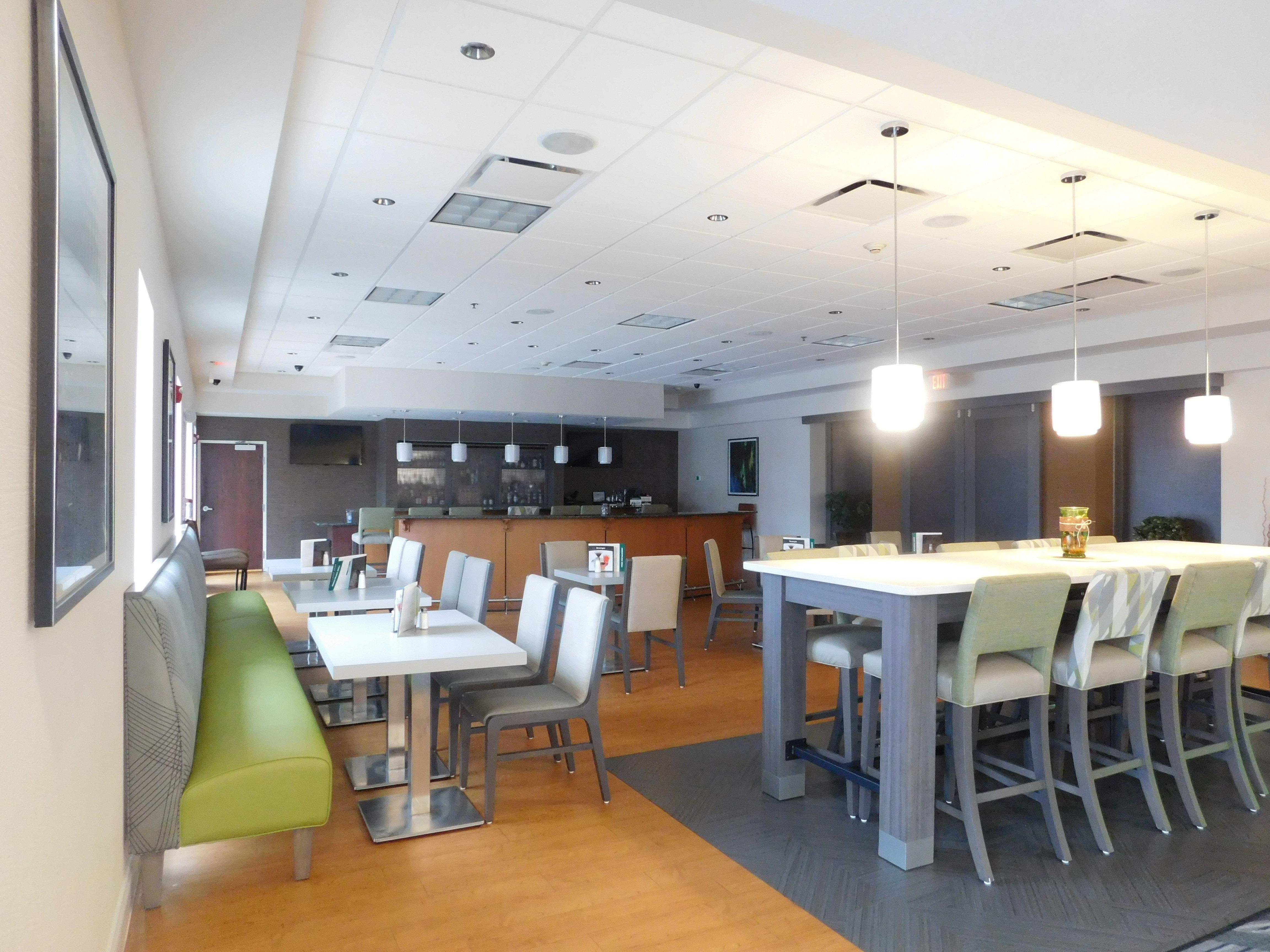 Holiday Inn Hotel & Suites Rochester - Marketplace By Ihg Eksteriør billede