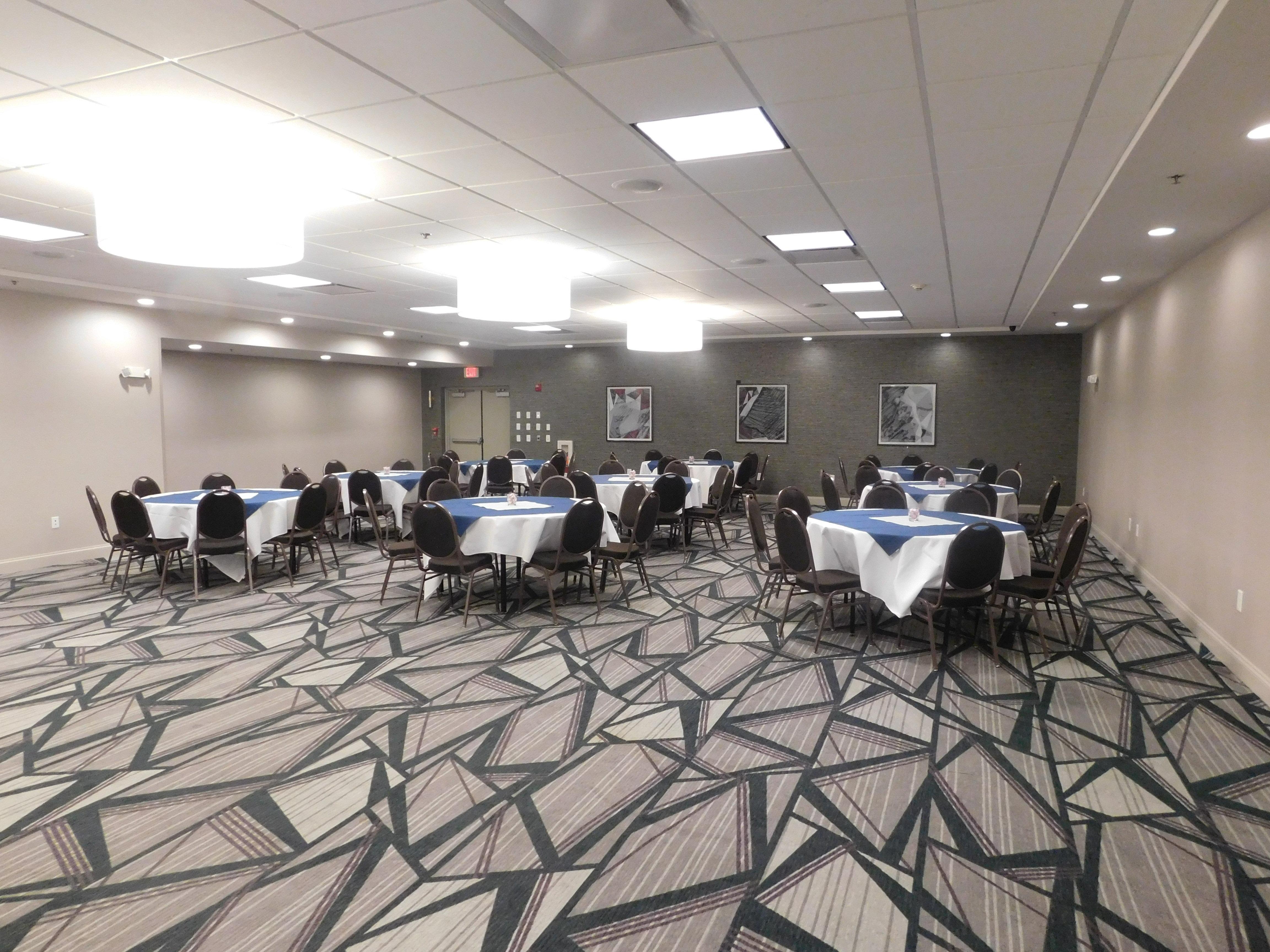 Holiday Inn Hotel & Suites Rochester - Marketplace By Ihg Eksteriør billede