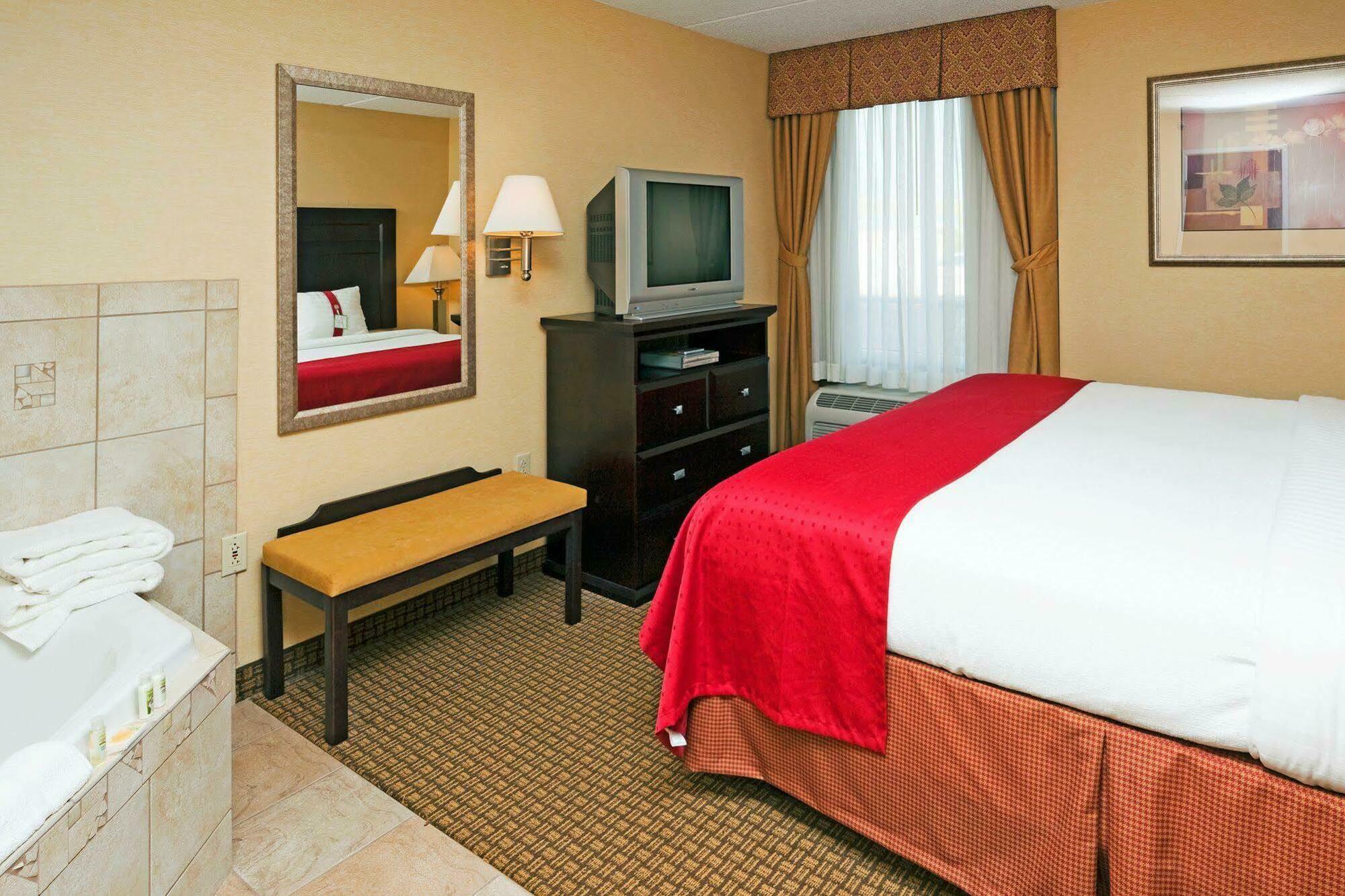 Holiday Inn Hotel & Suites Rochester - Marketplace By Ihg Værelse billede